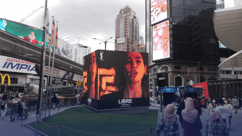 Luxury Brand Attracts Audiences at Kuala Lumpur